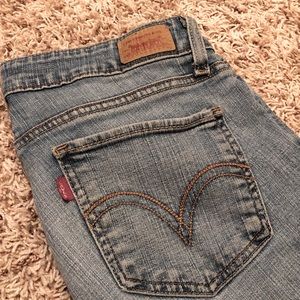 LEVIS 524 too super low Flare Jeans